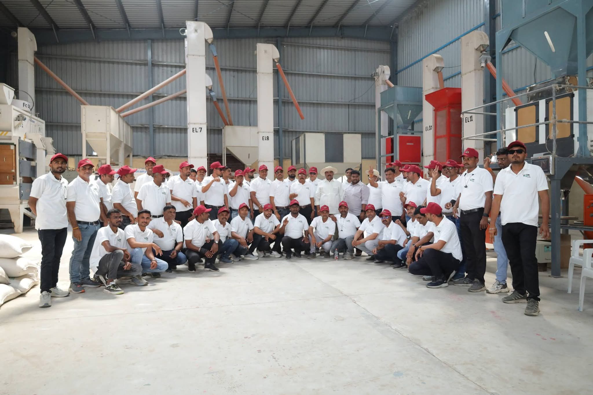 Maharashtra & MP team group photo at Processing Plant